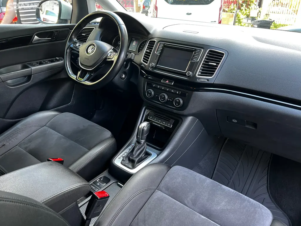 Volkswagen Sharan – fotografie 9