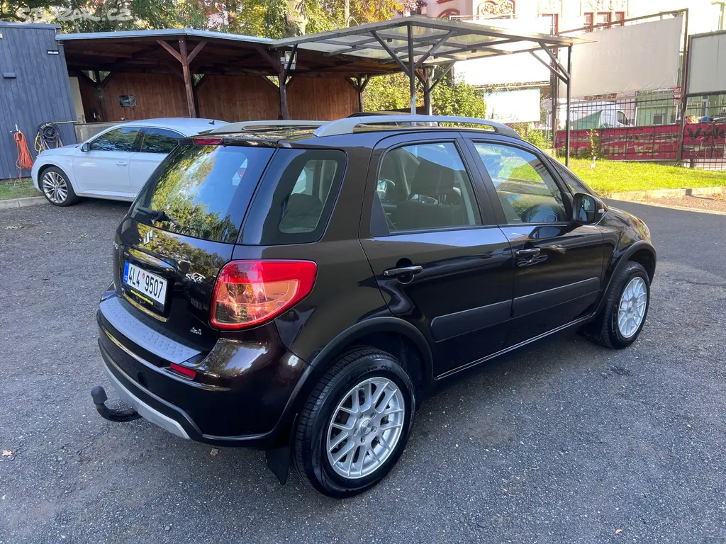Suzuki SX4 – fotografie 4