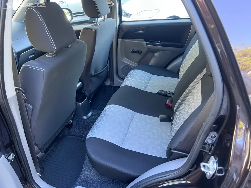 Suzuki SX4 – fotografie 7