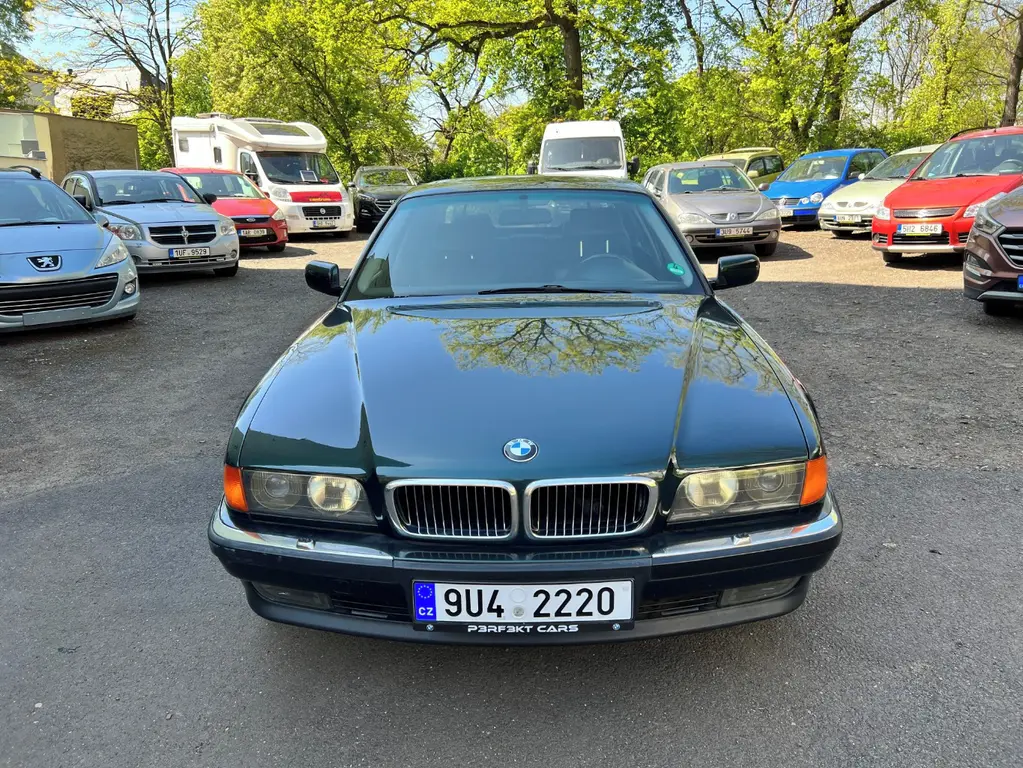BMW Řada 7 – fotografie 2