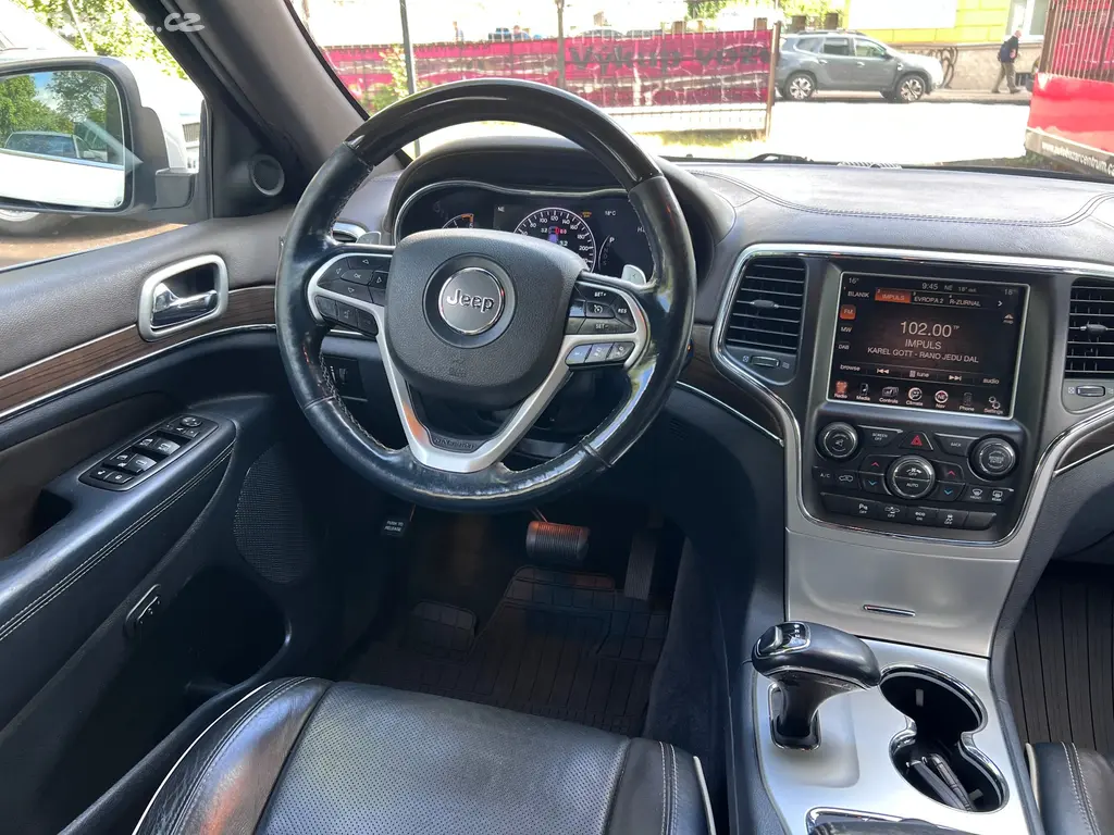 Jeep Grand Cherokee – fotografie 7