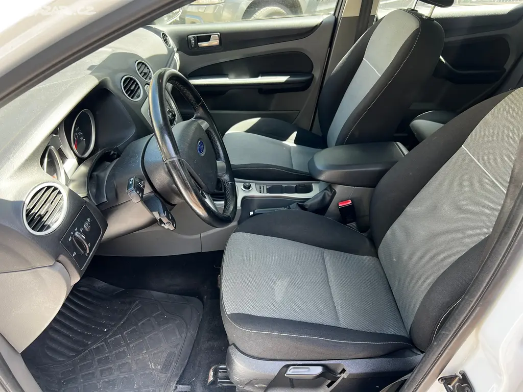 Ford Focus – fotografie 10
