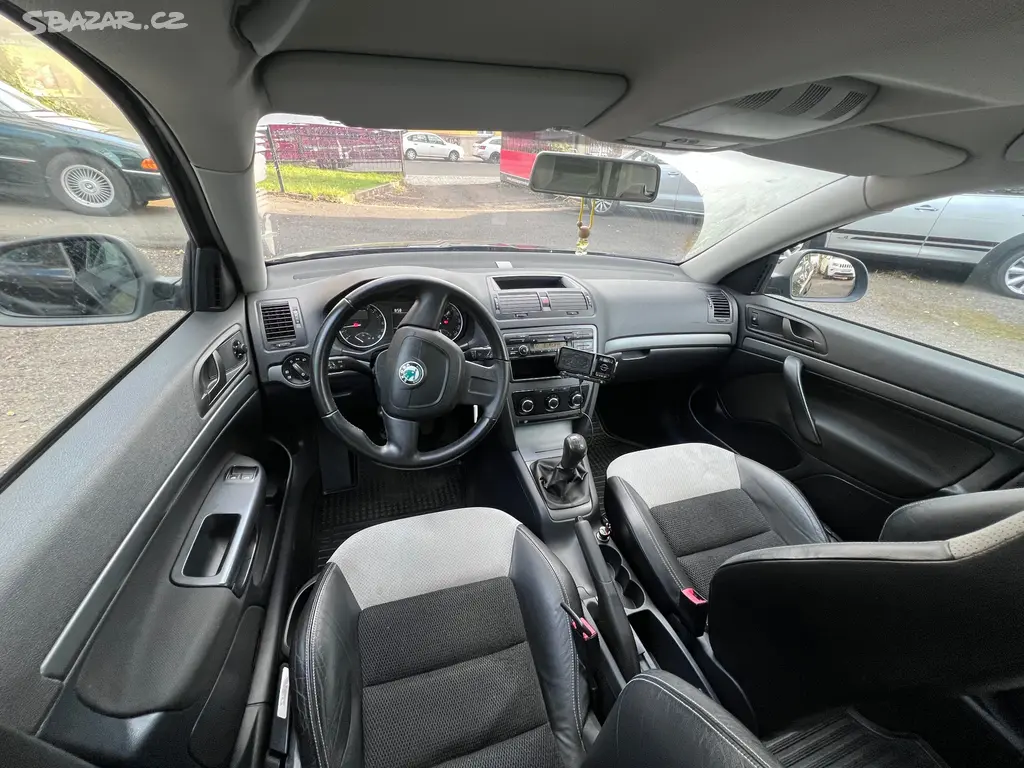 Škoda Octavia – fotografie 11