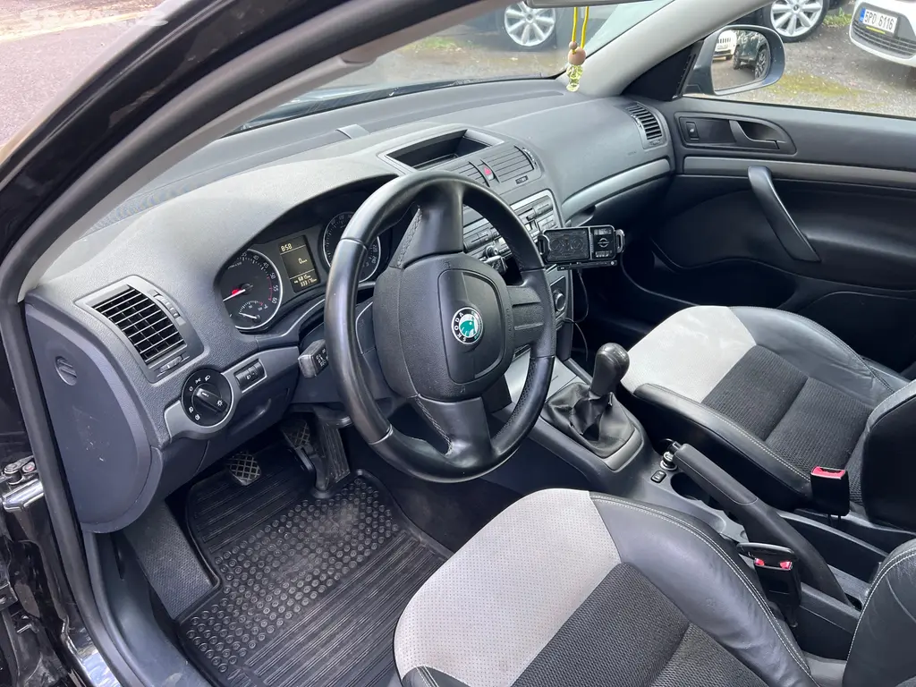Škoda Octavia – fotografie 13