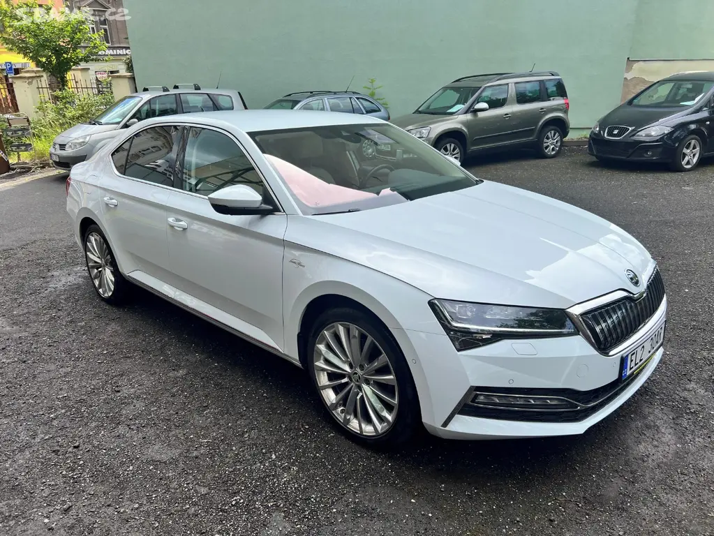 Škoda Superb – fotografie 3