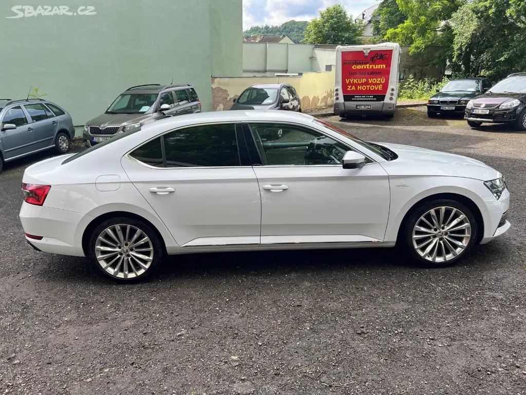 Škoda Superb – fotografie 4