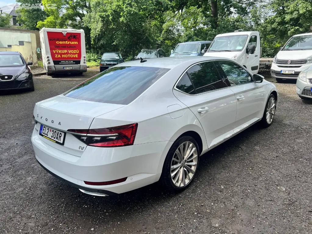 Škoda Superb – fotografie 5