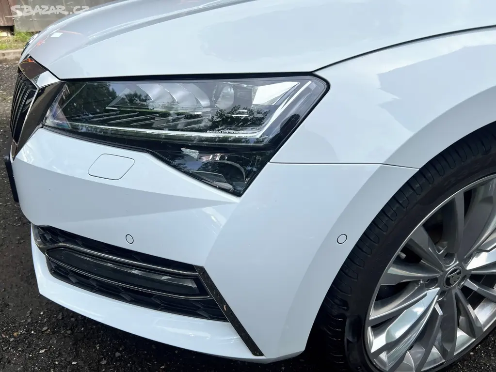 Škoda Superb – fotografie 8