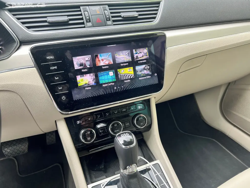 Škoda Superb – fotografie 14