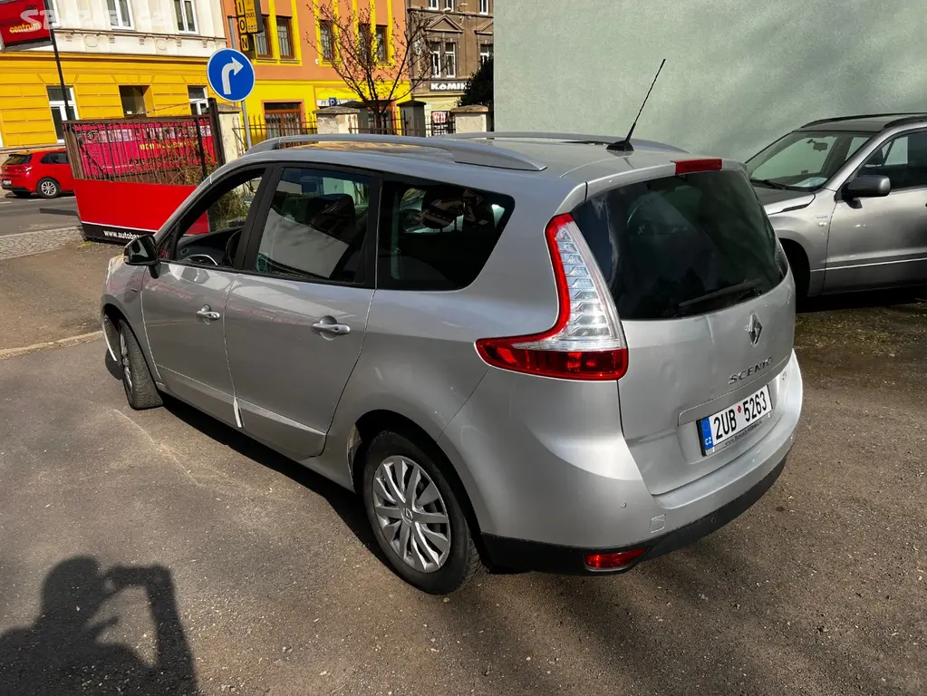 Renault Scénic – fotografie 5