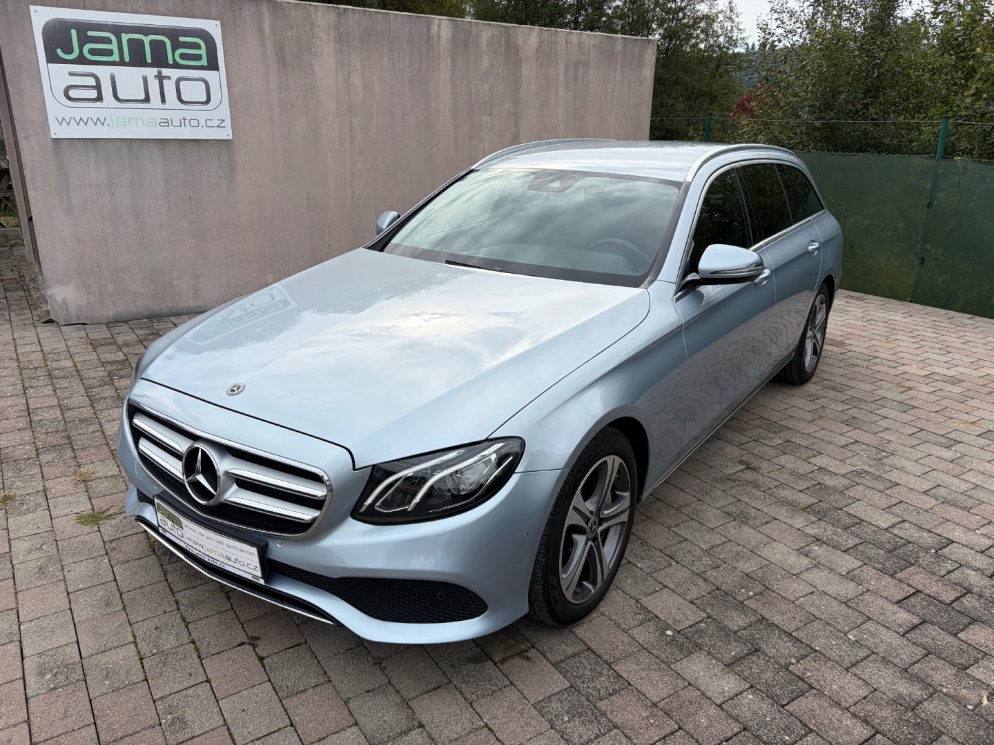 Mercedes-Benz Třídy E – fotografie 1