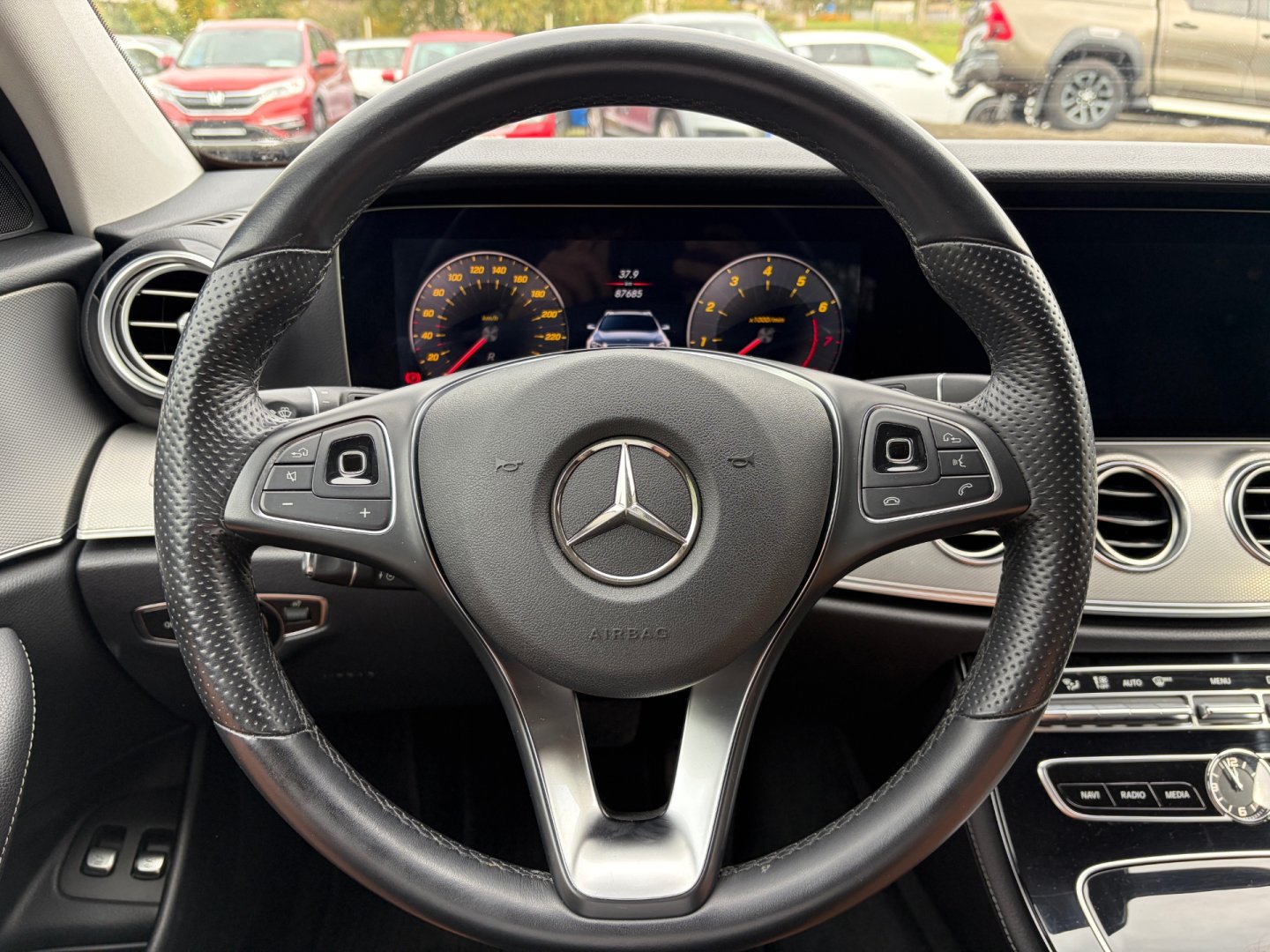 Mercedes-Benz Třídy E – fotografie 19