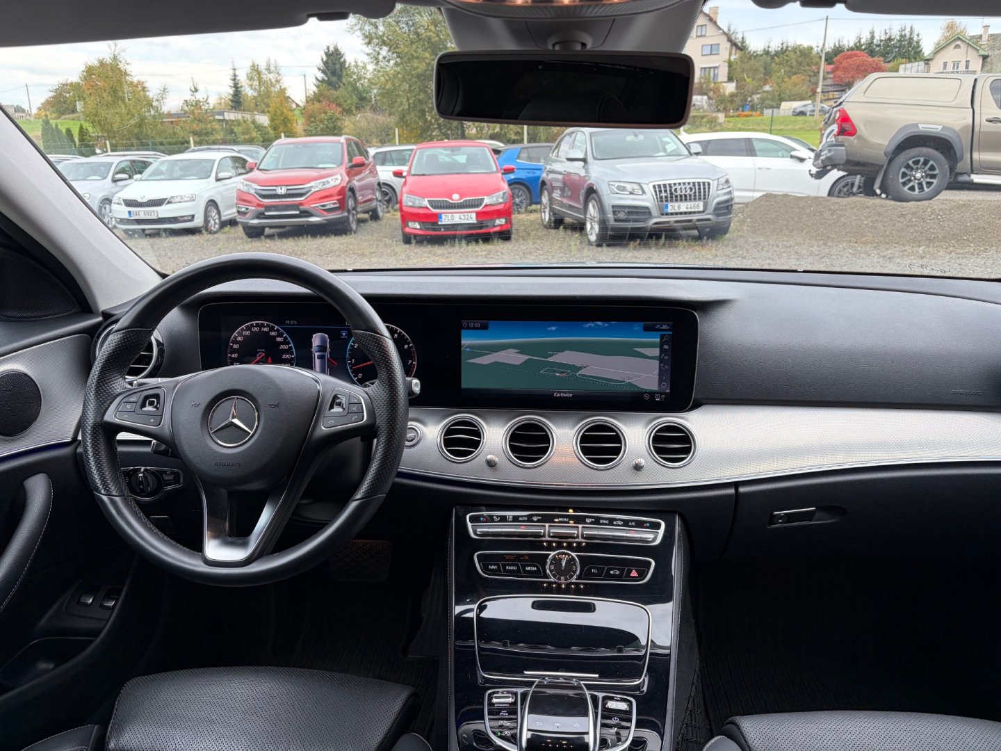 Mercedes-Benz Třídy E – fotografie 34