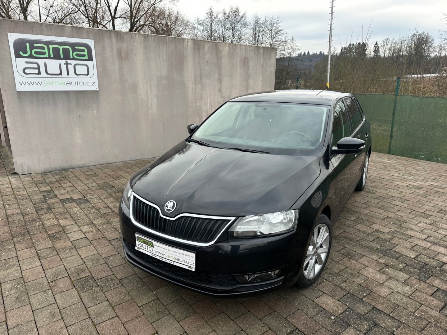 Škoda Rapid – fotografie 1
