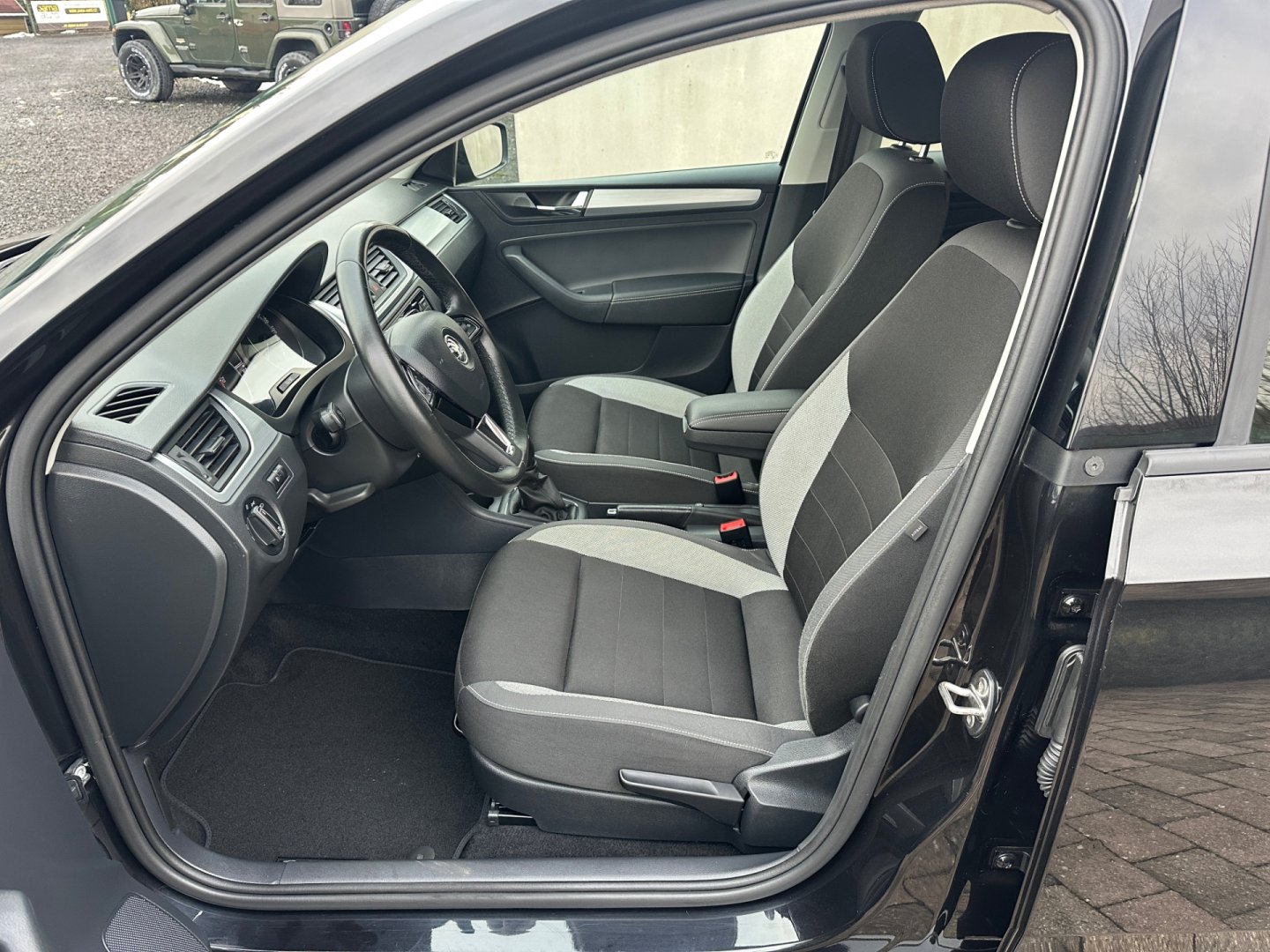 Škoda Rapid – fotografie 20