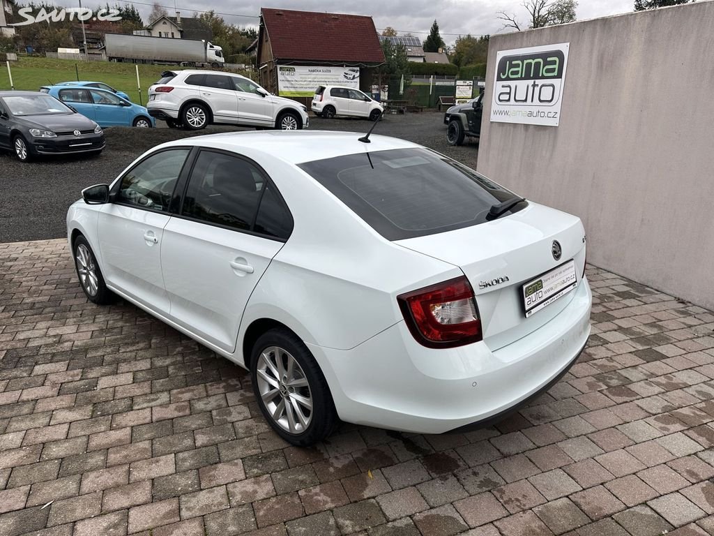 Škoda Rapid – fotografie 5