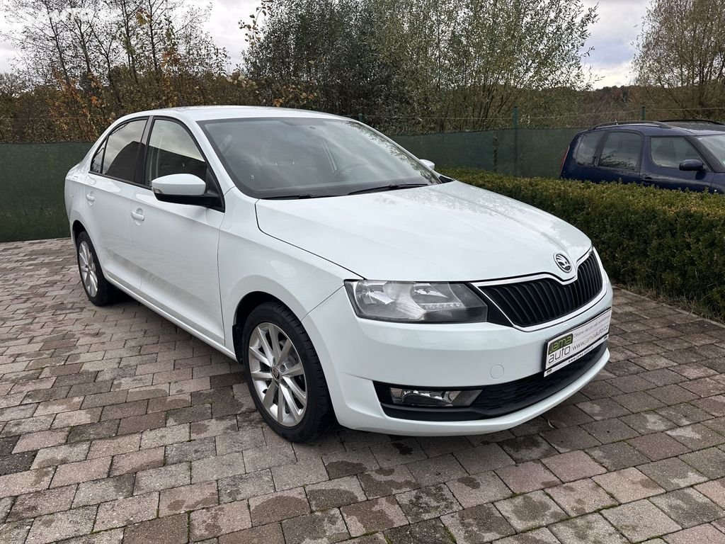 Škoda Rapid – fotografie 14