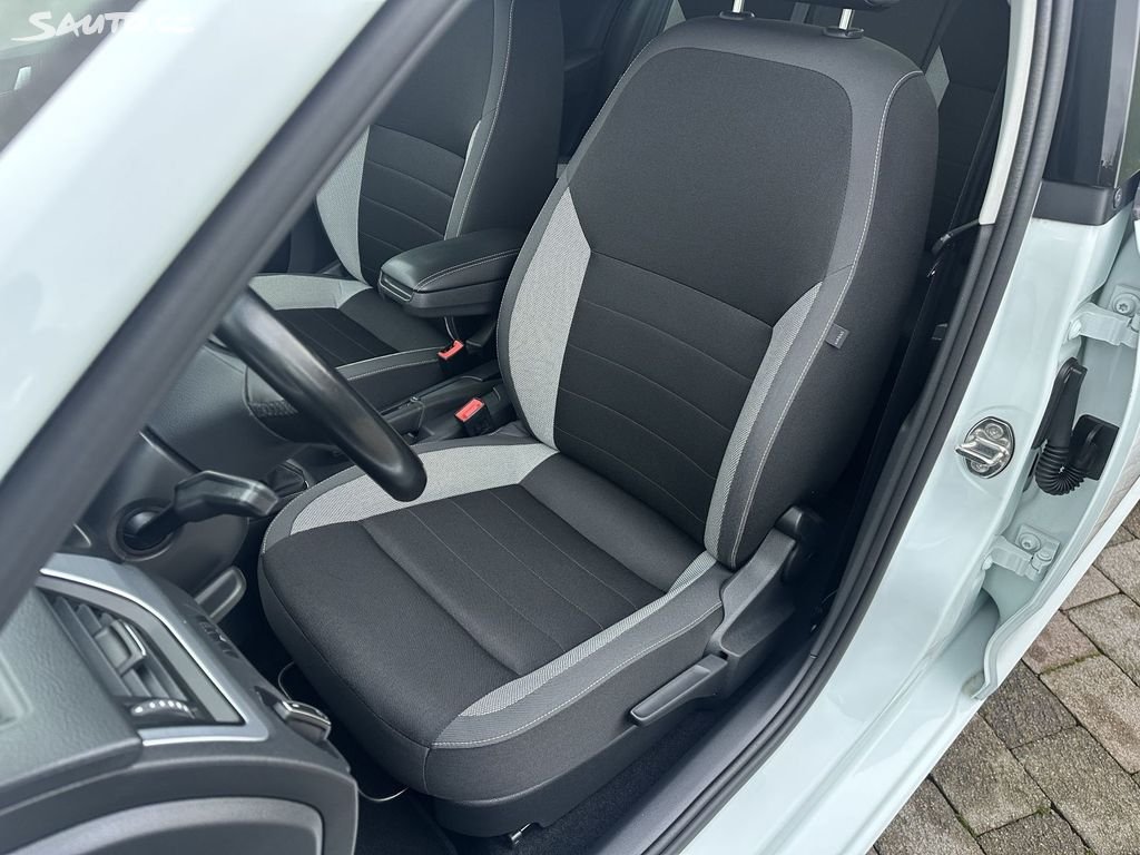 Škoda Rapid – fotografie 21