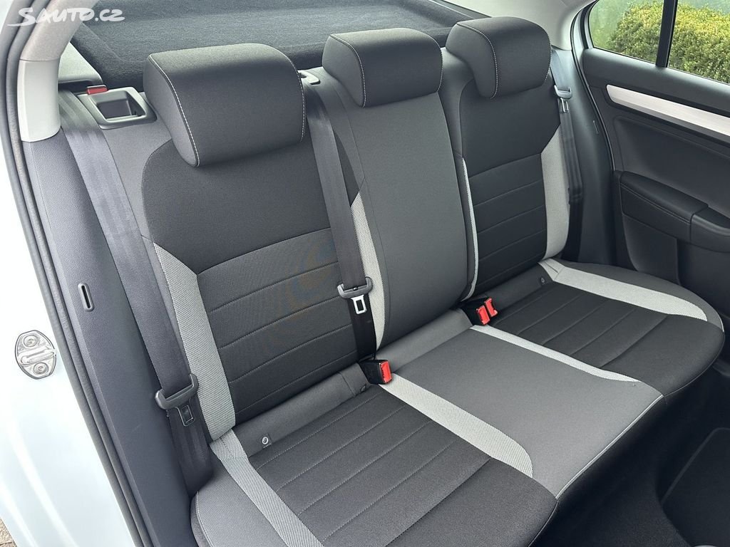 Škoda Rapid – fotografie 35