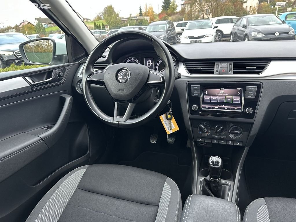 Škoda Rapid – fotografie 37