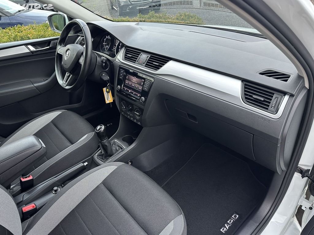 Škoda Rapid – fotografie 39