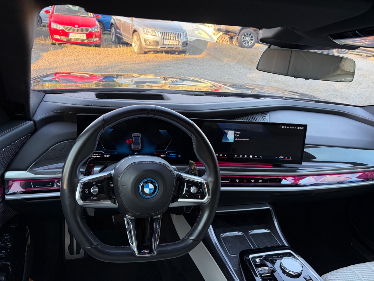 BMW Řada 7 – fotografie 22
