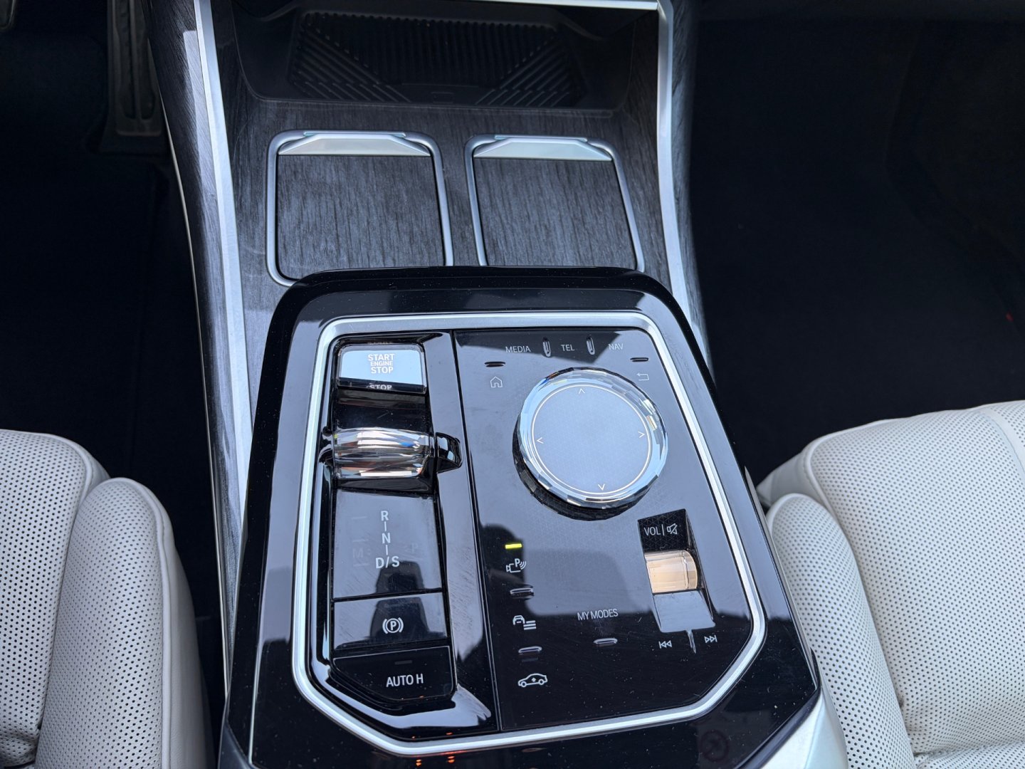 BMW Řada 7 – fotografie 30