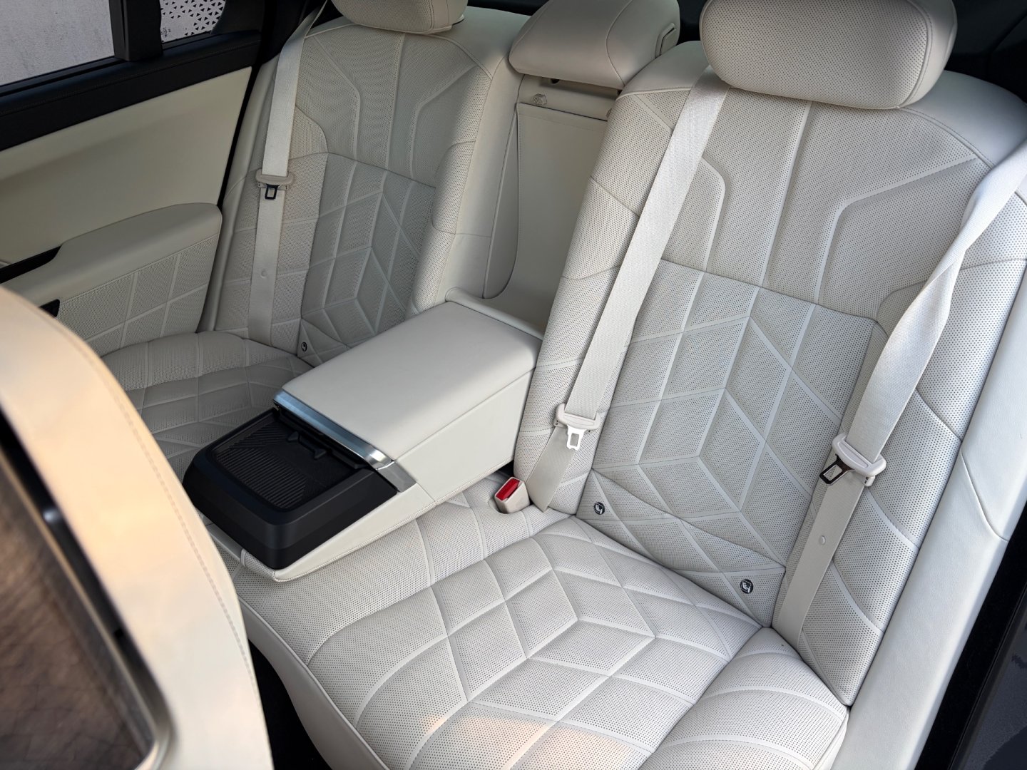 BMW Řada 7 – fotografie 33