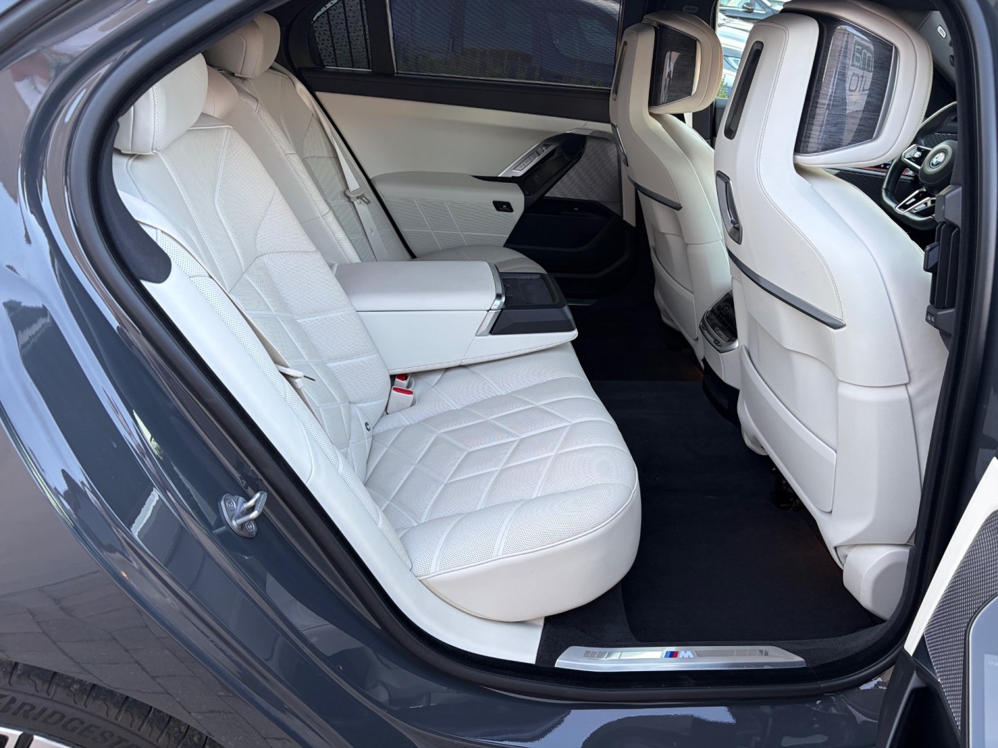 BMW Řada 7 – fotografie 38