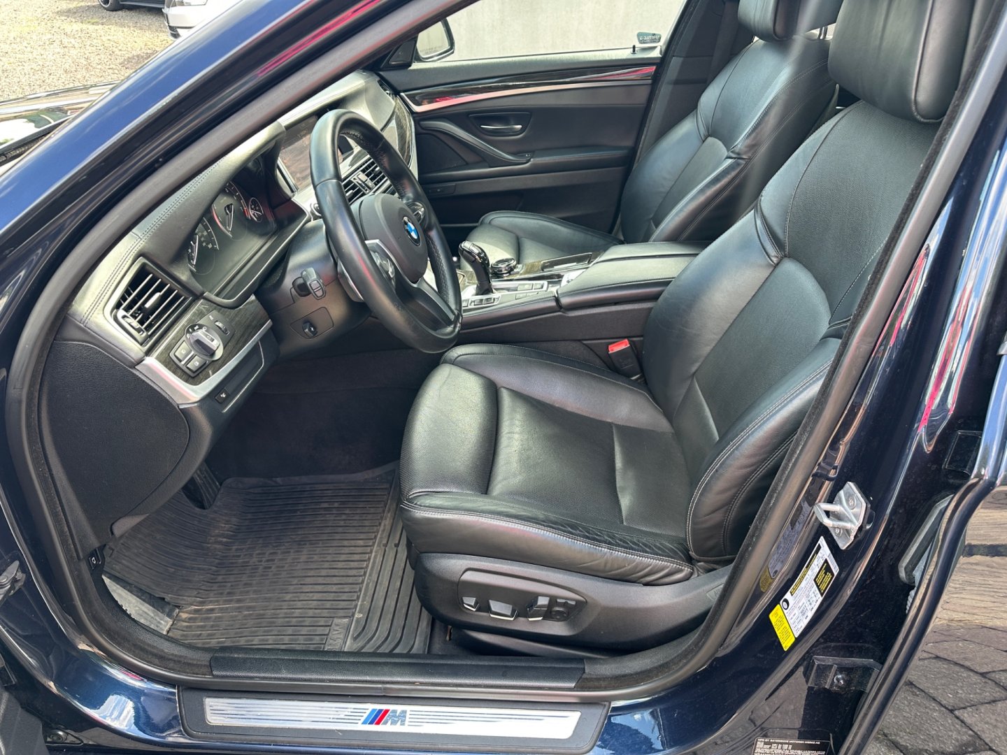 BMW Řada 5 – fotografie 21