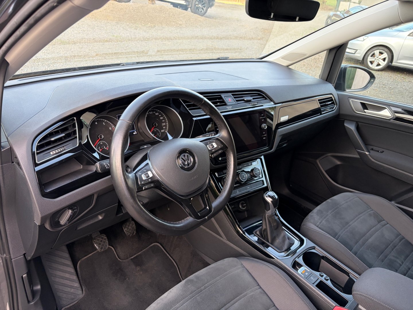 Volkswagen Touran – fotografie 19