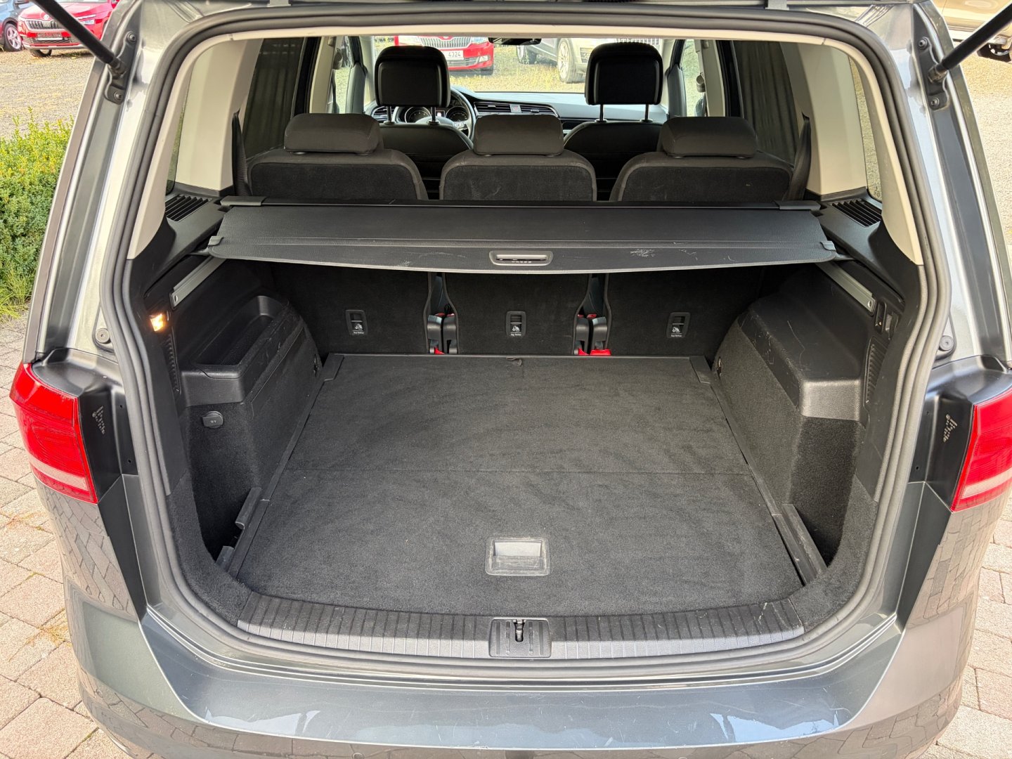 Volkswagen Touran – fotografie 31