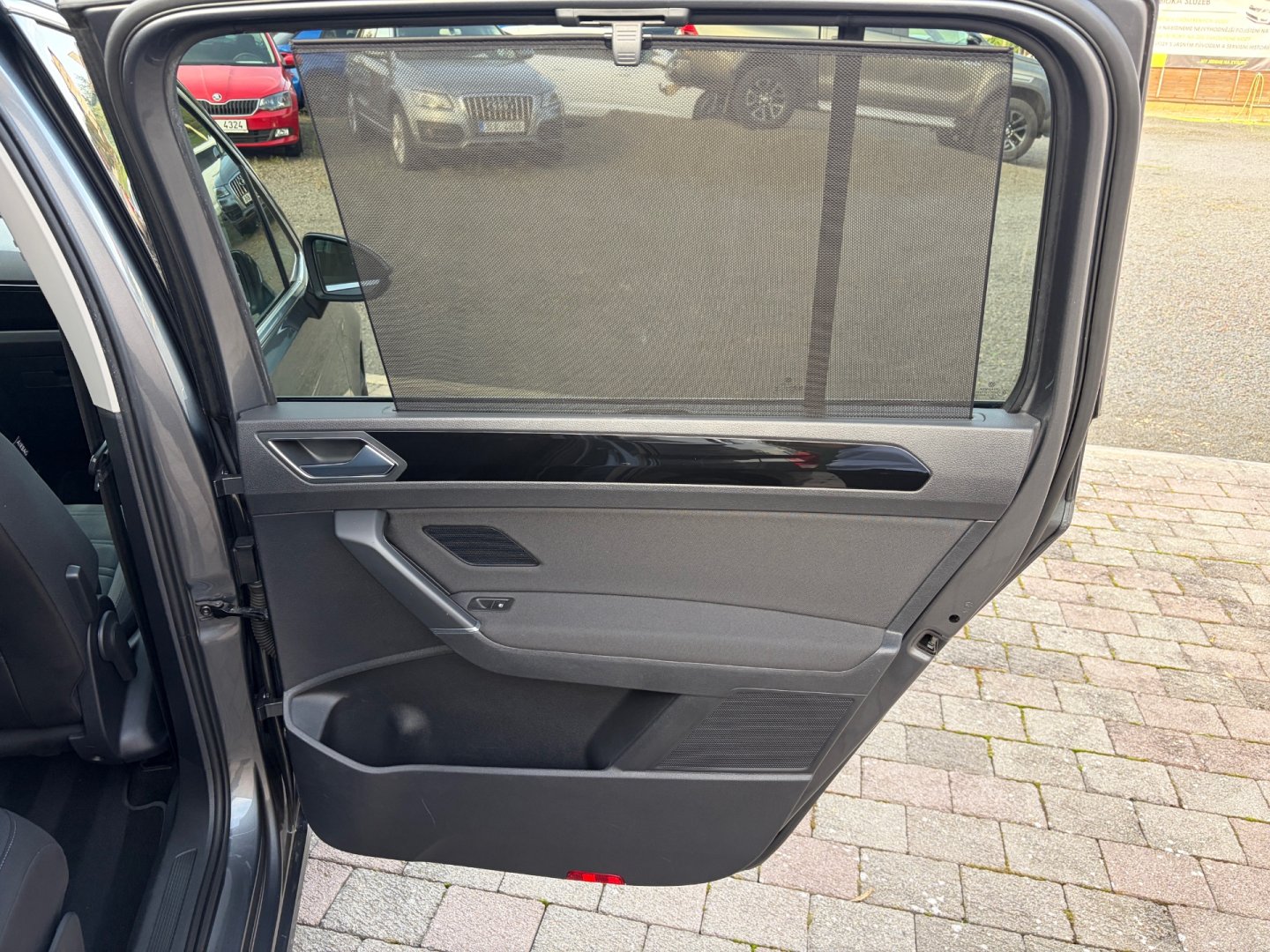 Volkswagen Touran – fotografie 32