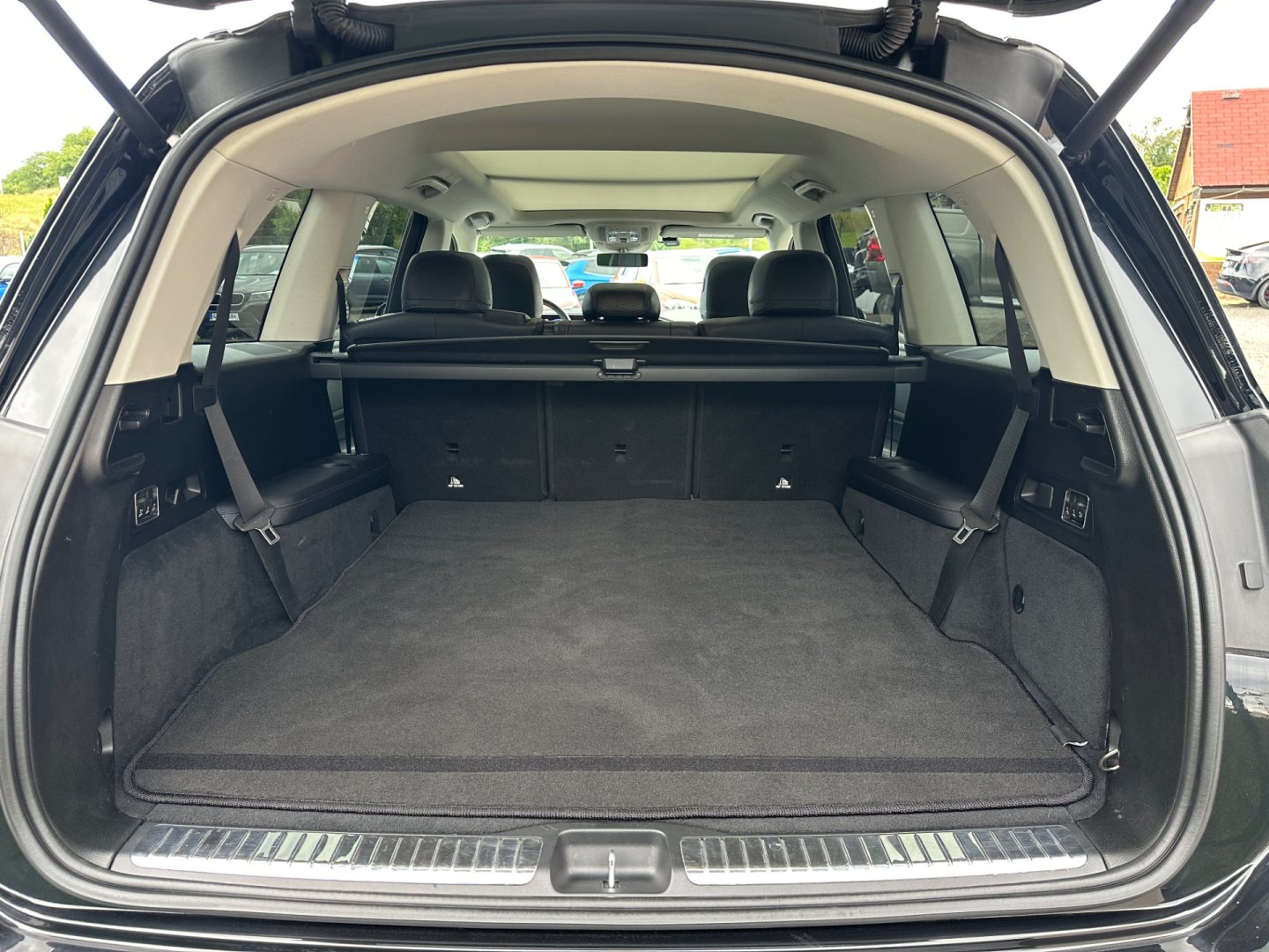 Mercedes-Benz GLS – fotografie 29