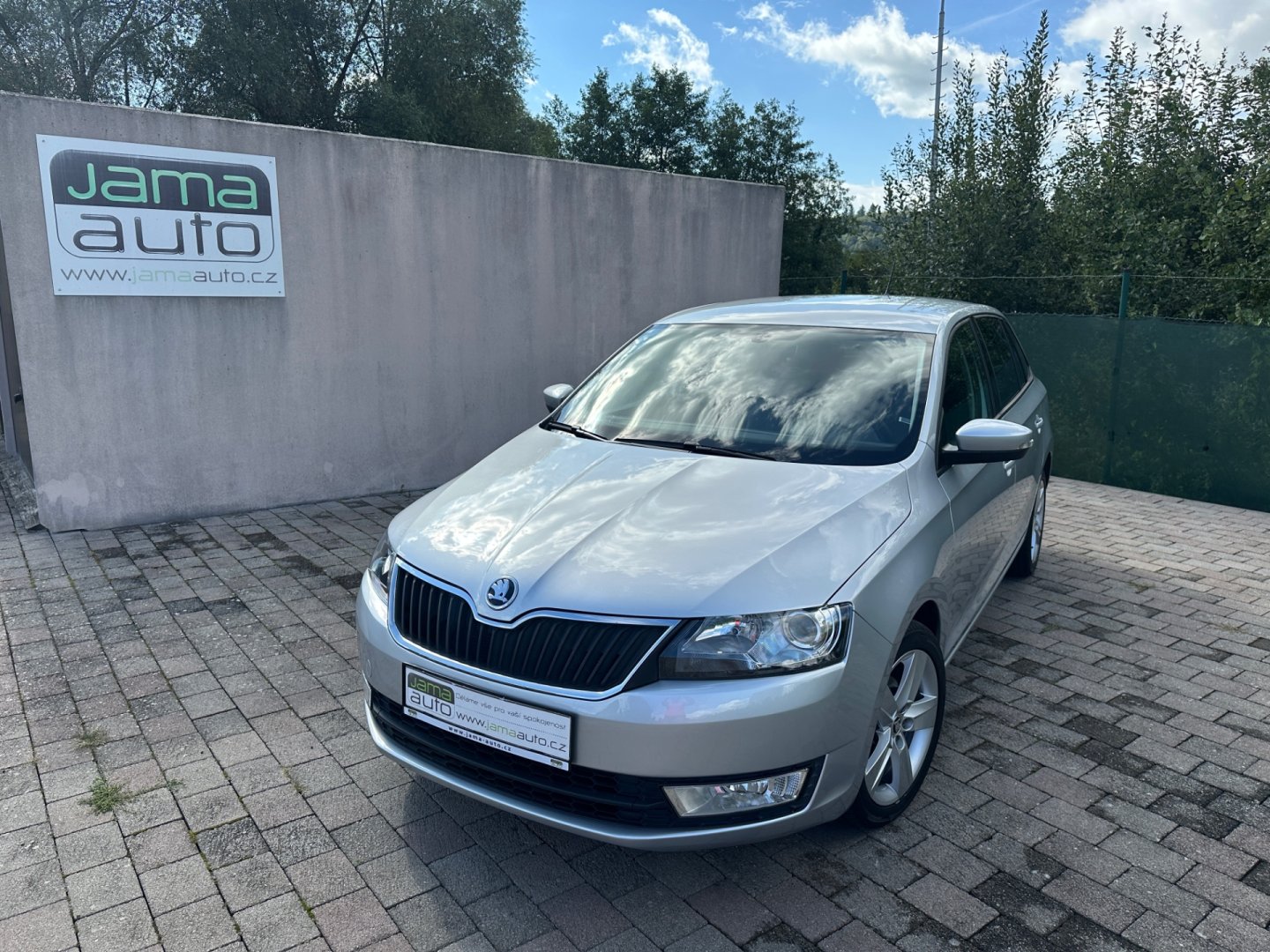 Škoda Rapid – fotografie 1