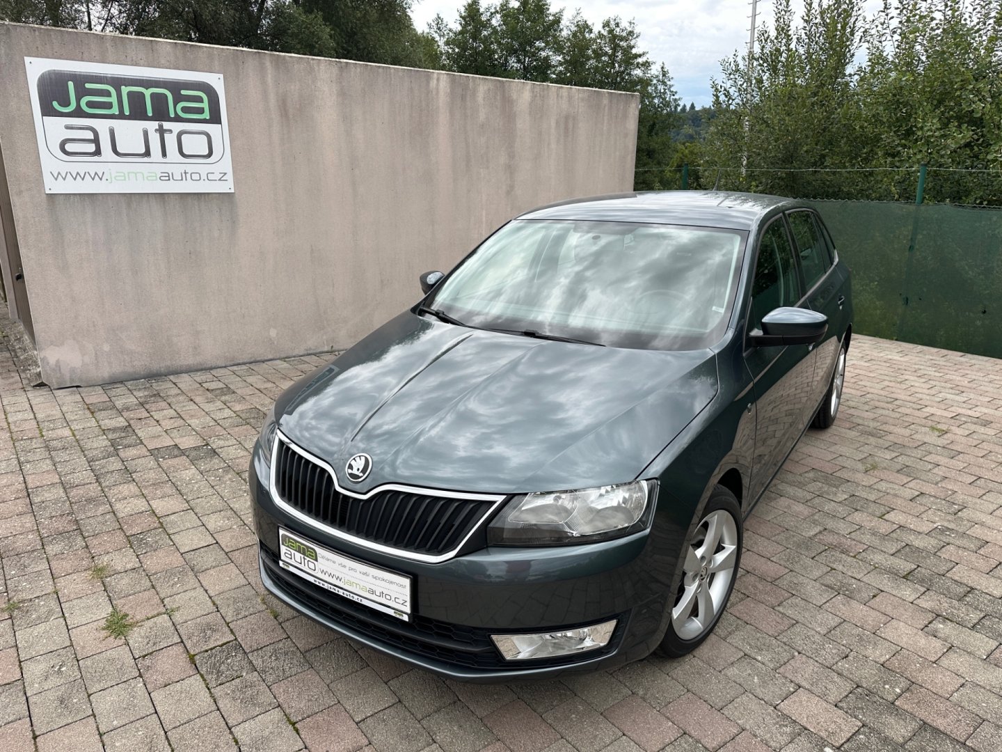 Škoda Rapid – fotografie 1