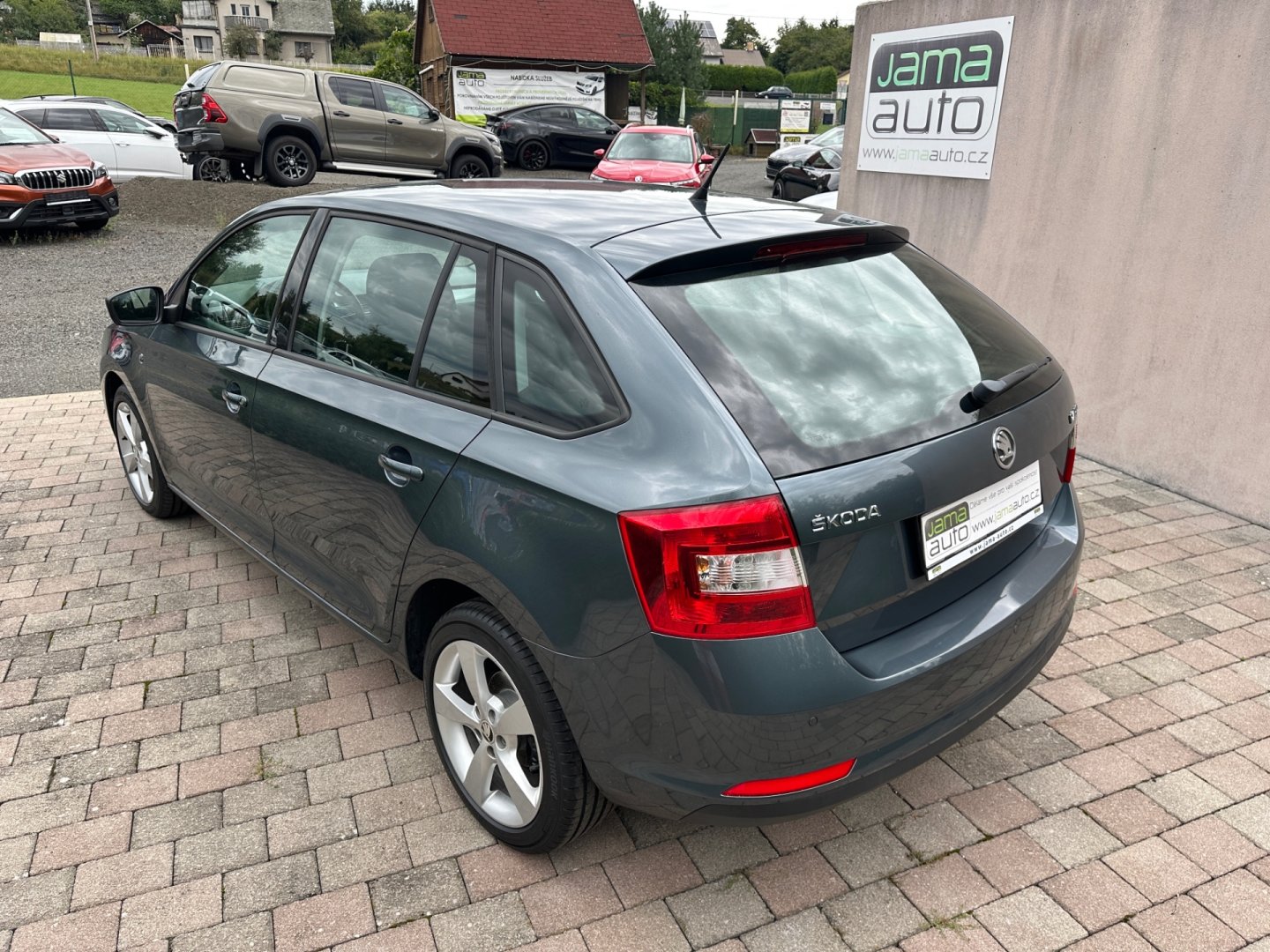 Škoda Rapid – fotografie 5