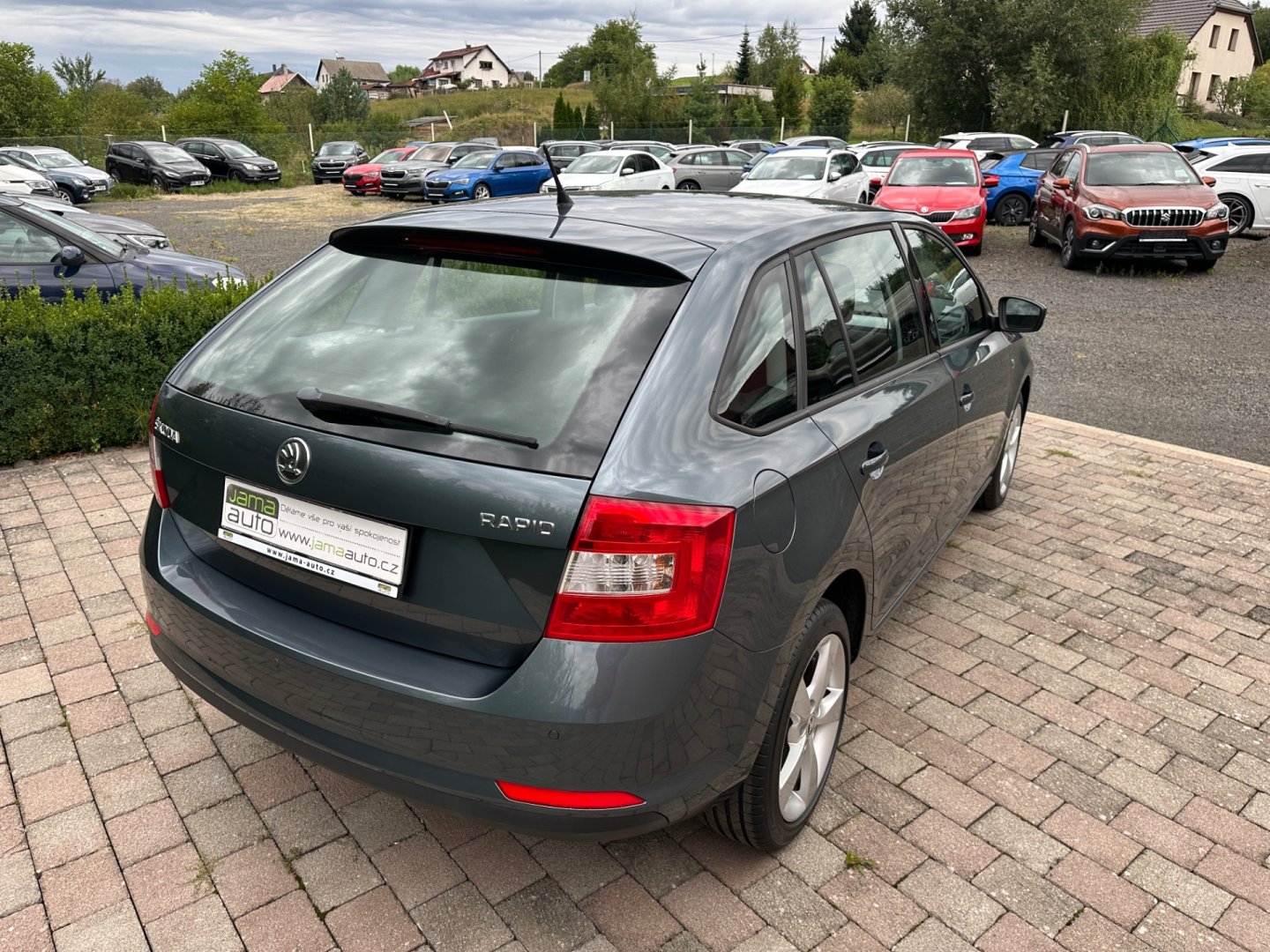 Škoda Rapid – fotografie 9
