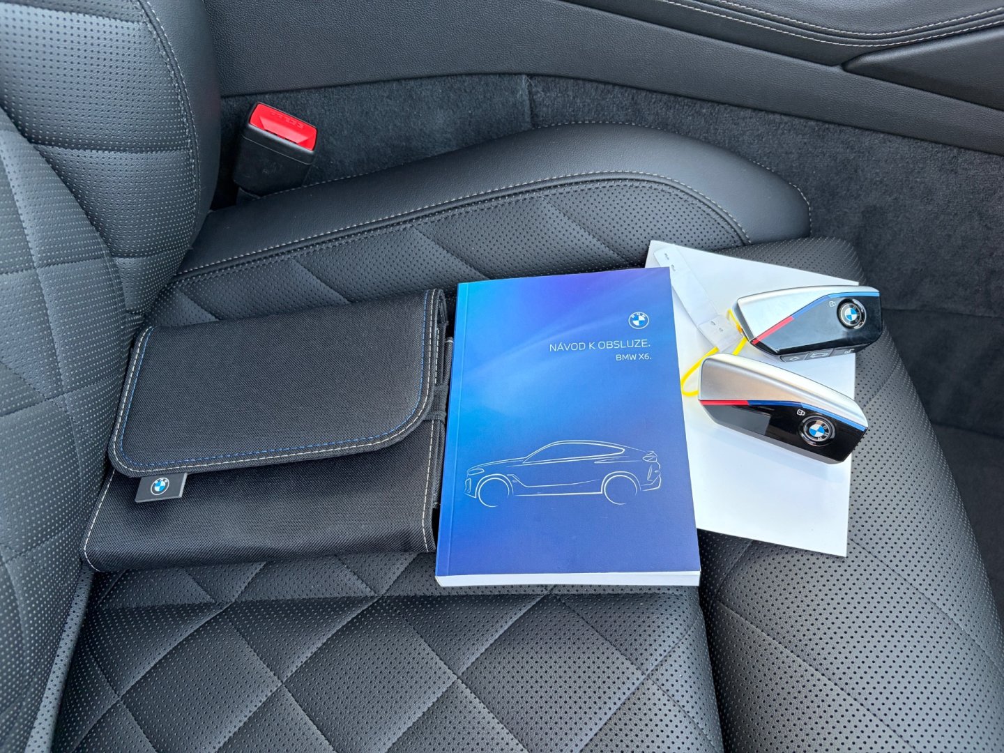 BMW X6 – fotografie 42