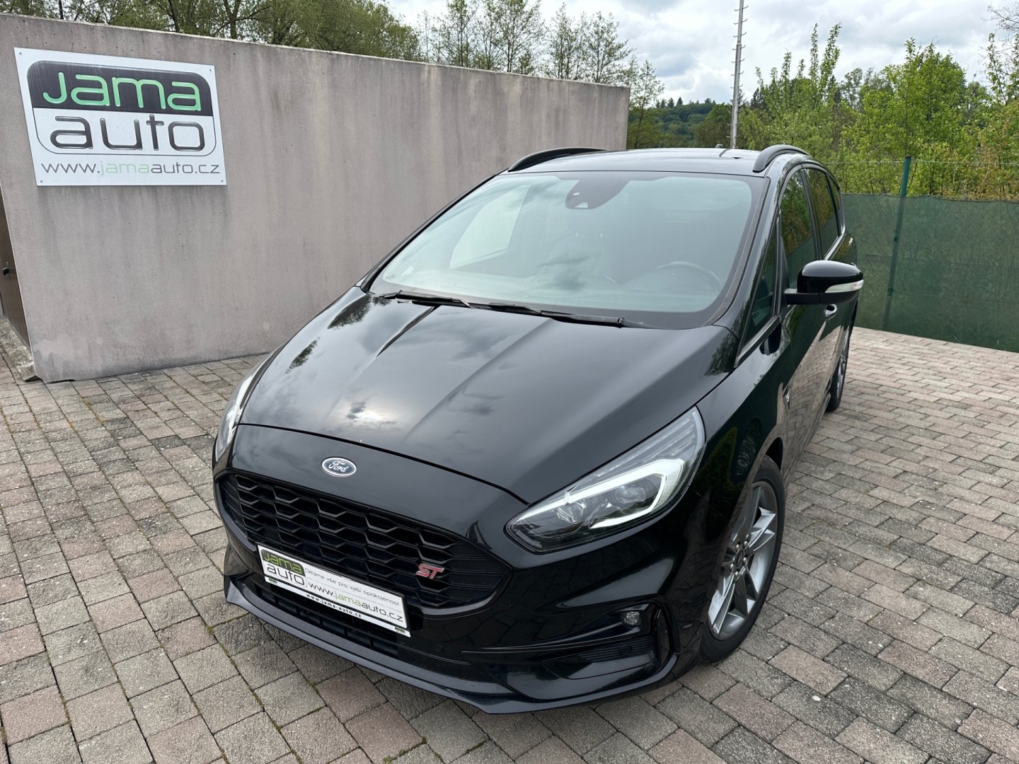 Ford S-MAX – fotografie 1