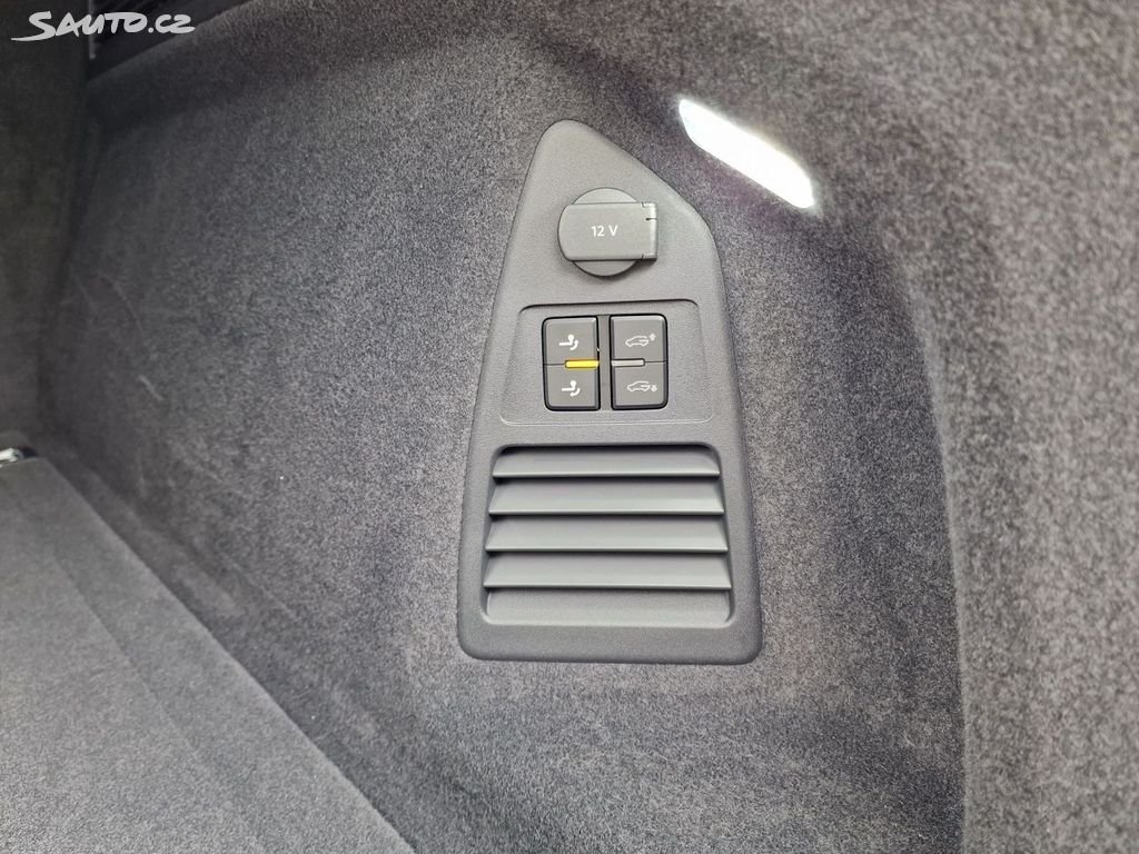 Volkswagen Touareg – fotografie 30