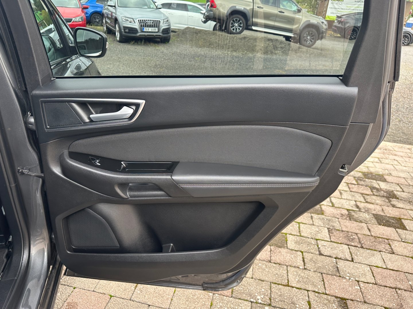 Ford S-MAX – fotografie 34