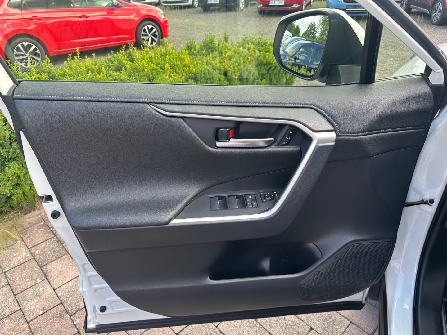 Toyota Rav4 – fotografie 17