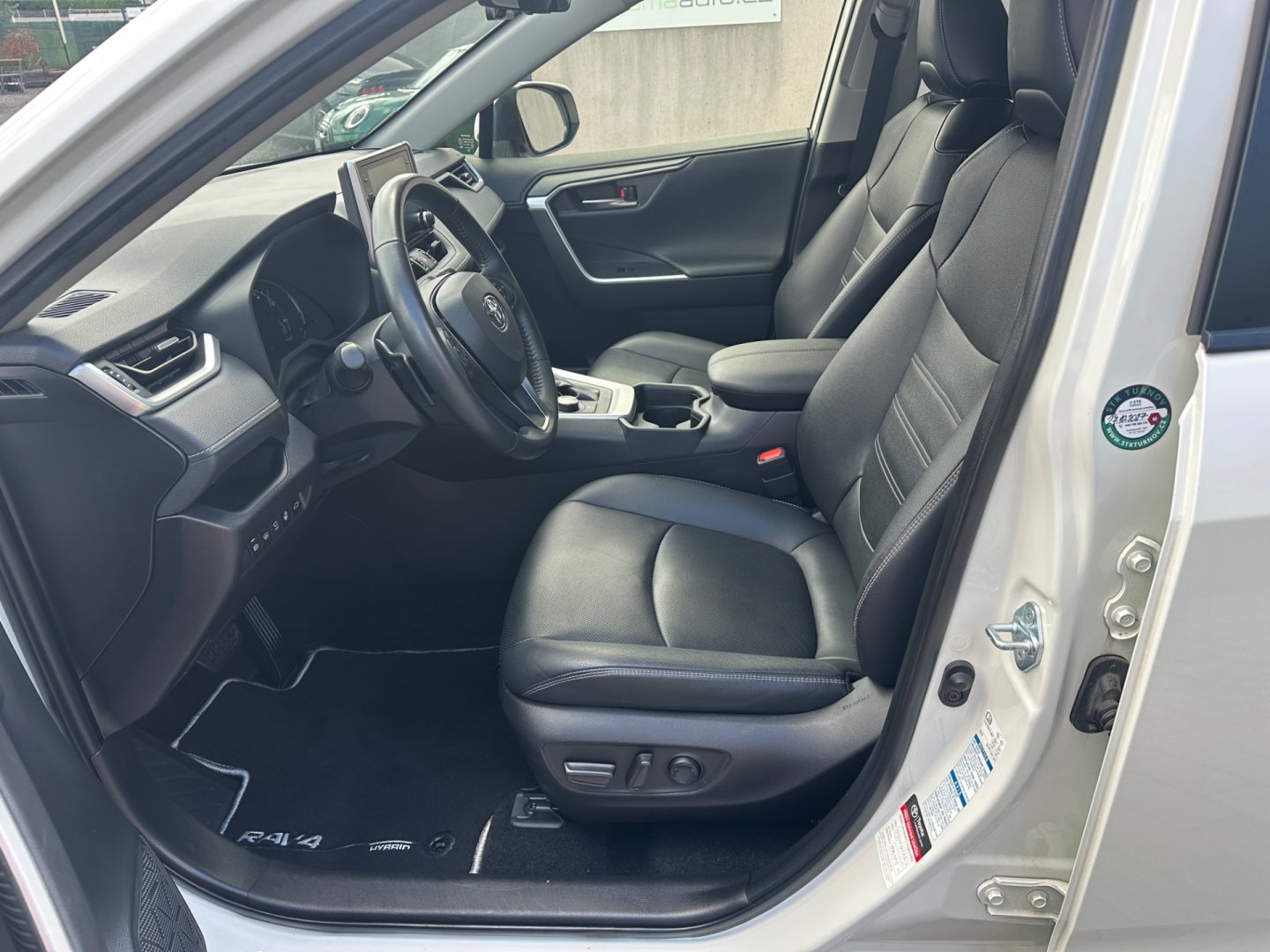 Toyota Rav4 – fotografie 19
